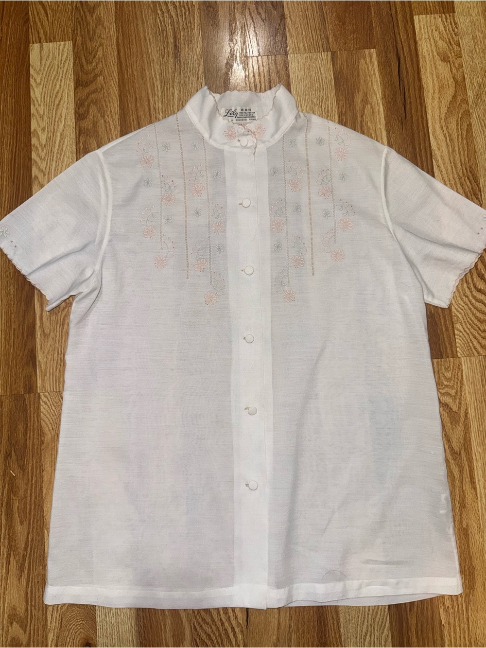 Lily Women’s White Button-Up Blouse Short Sleeve Mock Neck Floral Embroidered 38